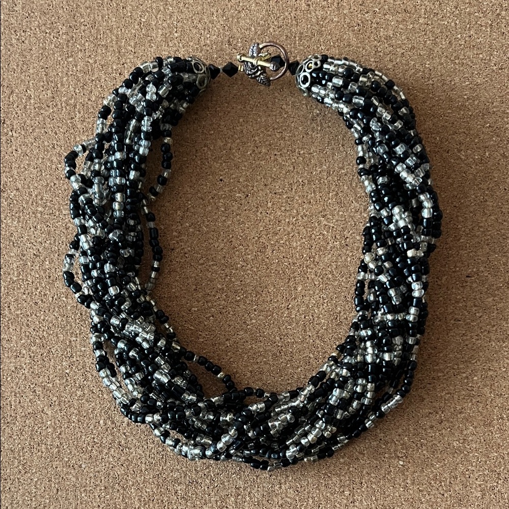 Elegant Black and Silver Beaded Necklace